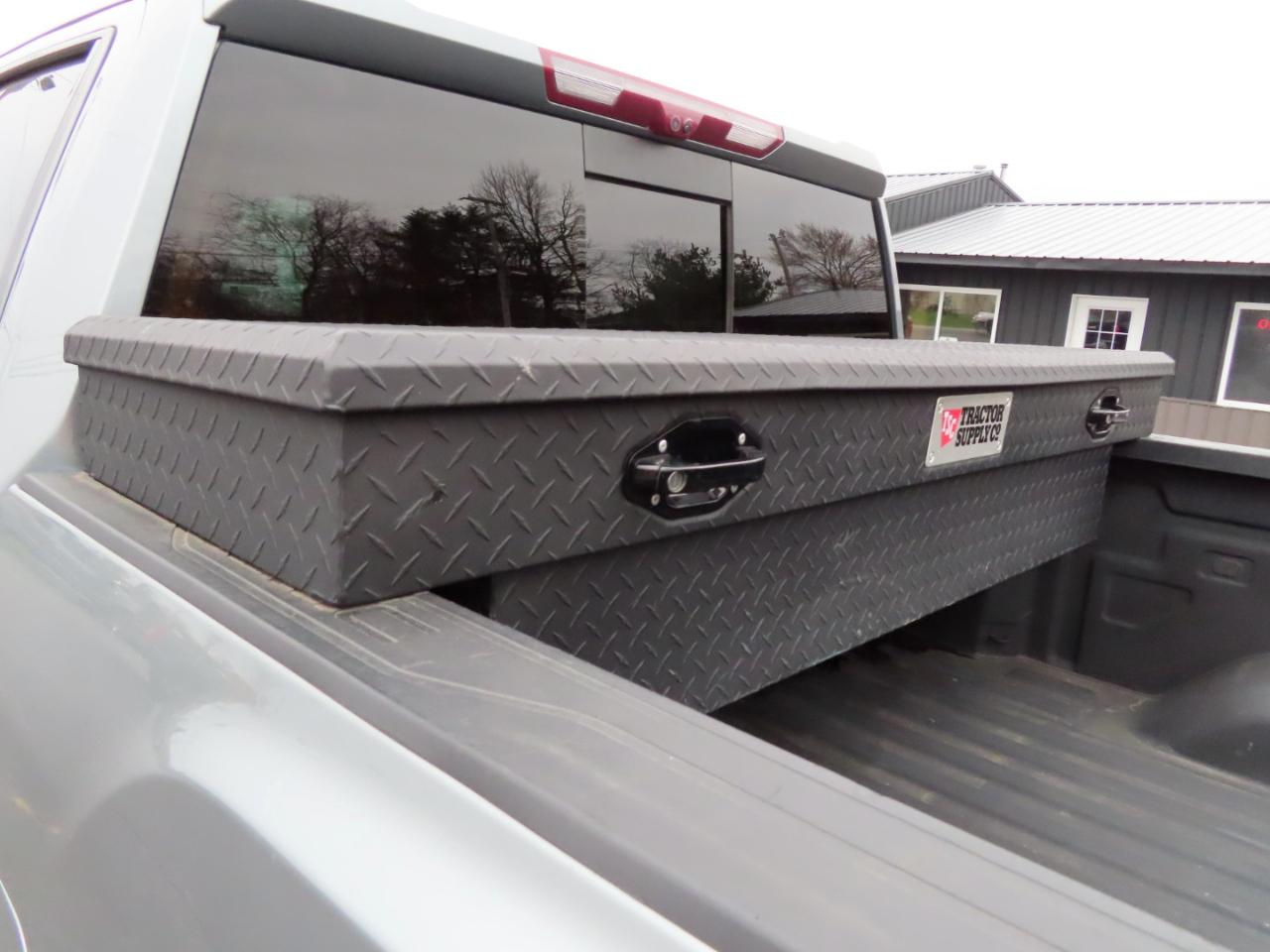 GMC Sierra 2500HD 4WD Crew Cab 159" AT4 2024