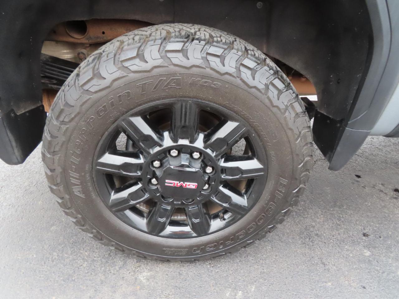 GMC Sierra 2500HD 4WD Crew Cab 159" AT4 2024