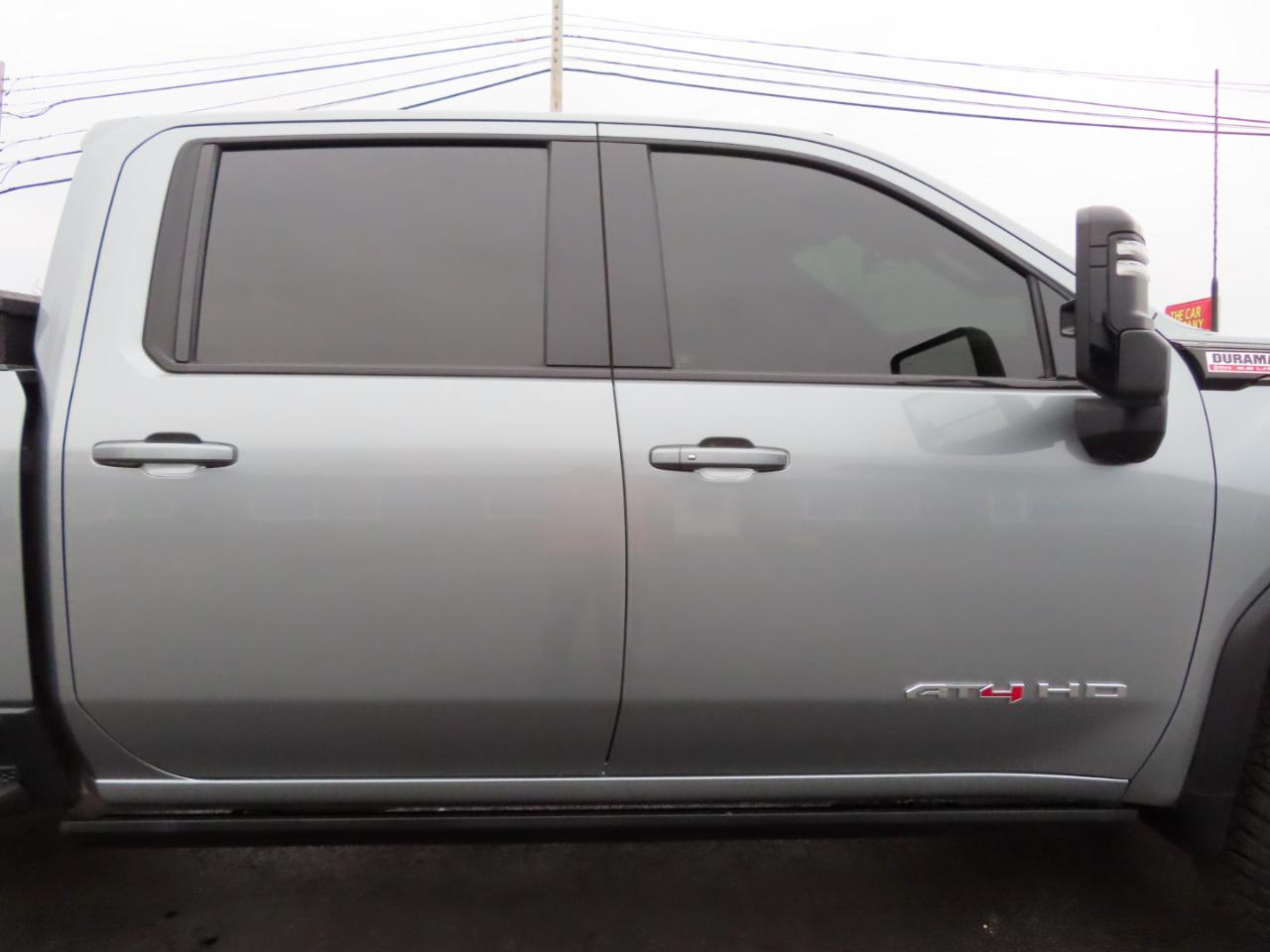 GMC Sierra 2500HD 4WD Crew Cab 159" AT4 2024