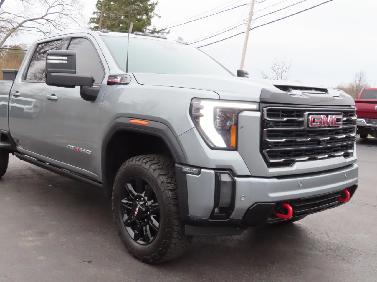 GMC Sierra 2500HD 4WD Crew Cab 159" AT4 2024
