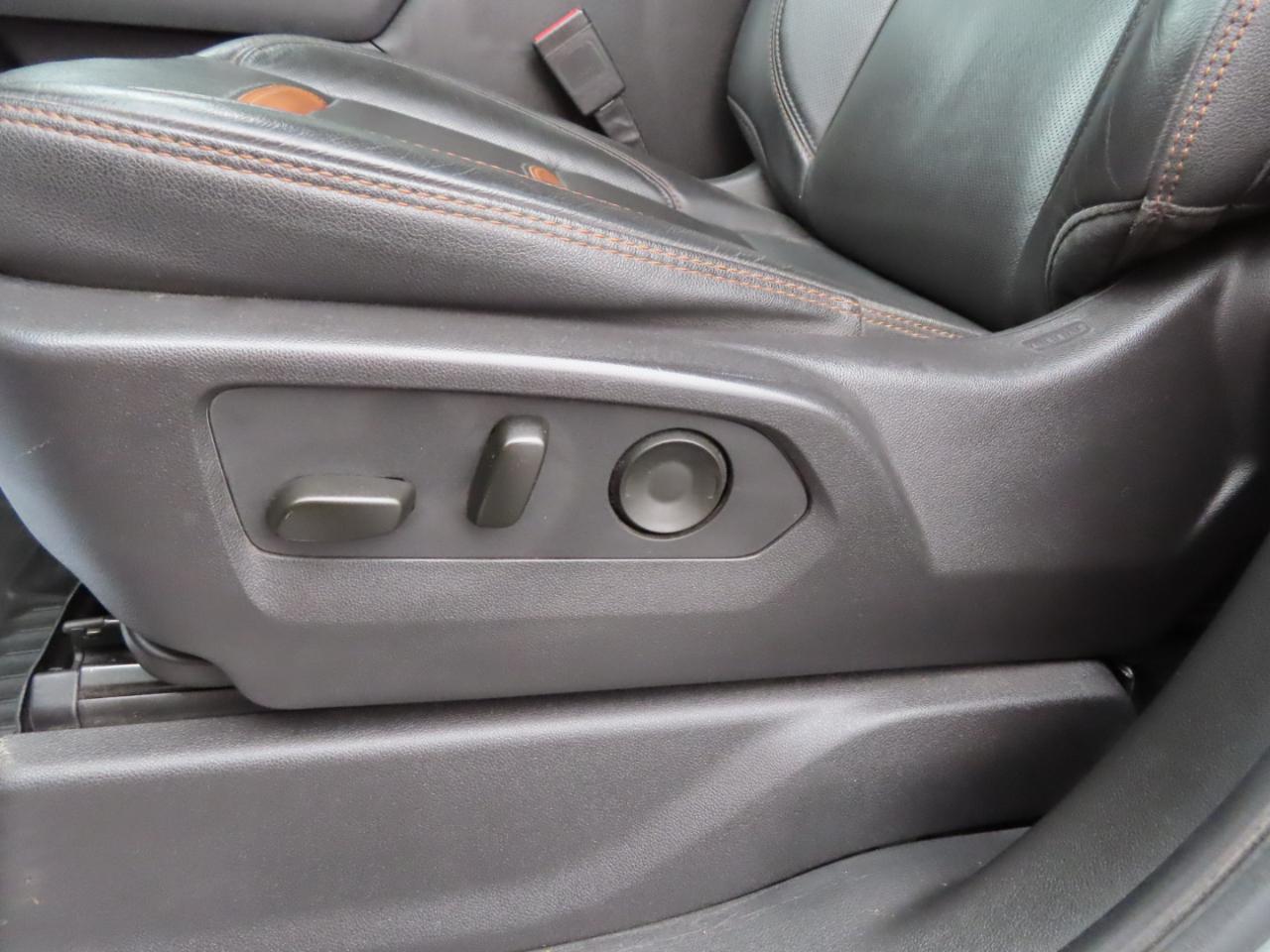 GMC Sierra 2500HD 4WD Crew Cab 159" AT4 2024