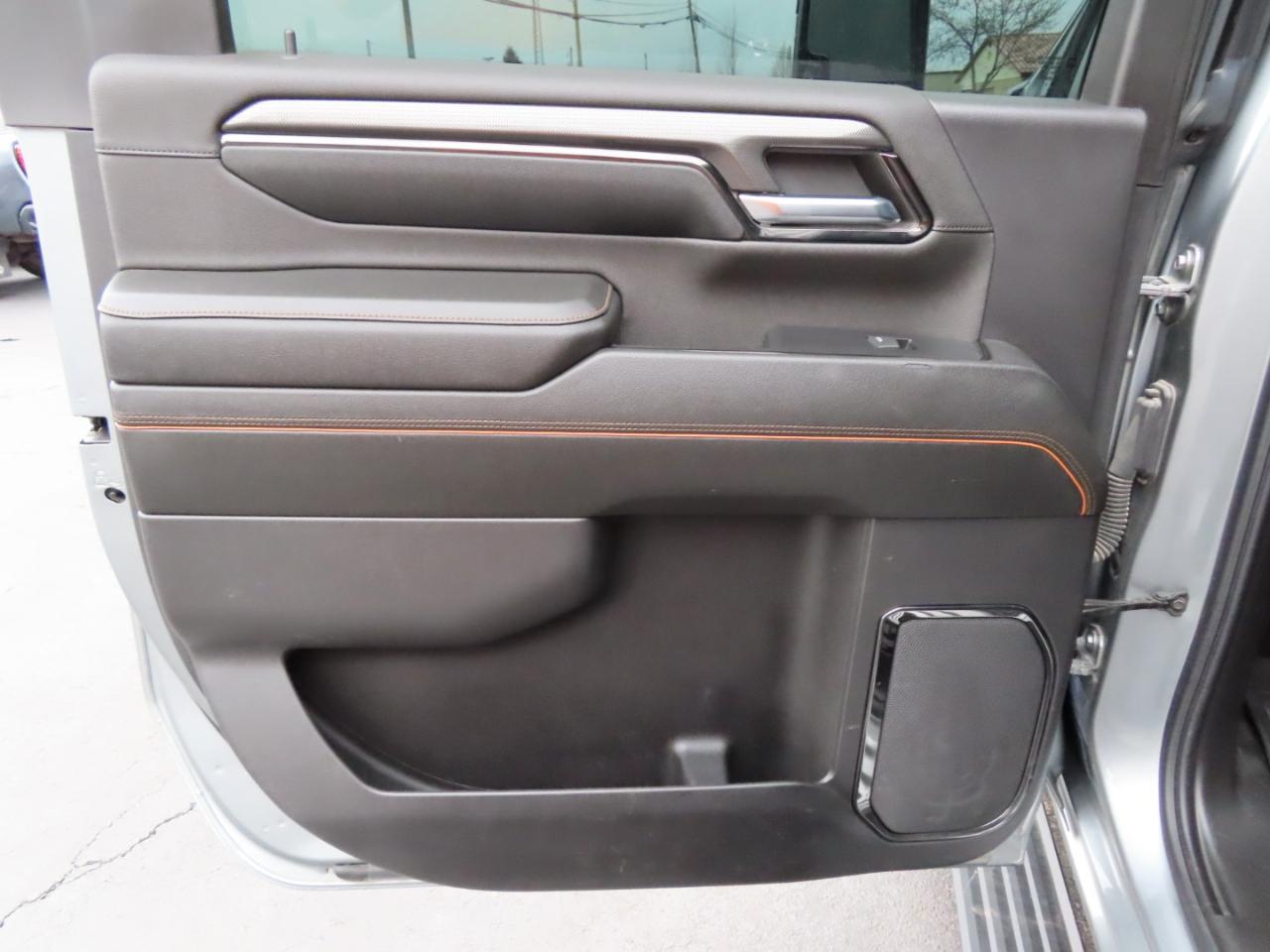 GMC Sierra 2500HD 4WD Crew Cab 159" AT4 2024