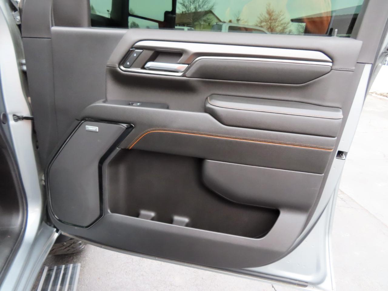 GMC Sierra 2500HD 4WD Crew Cab 159" AT4 2024