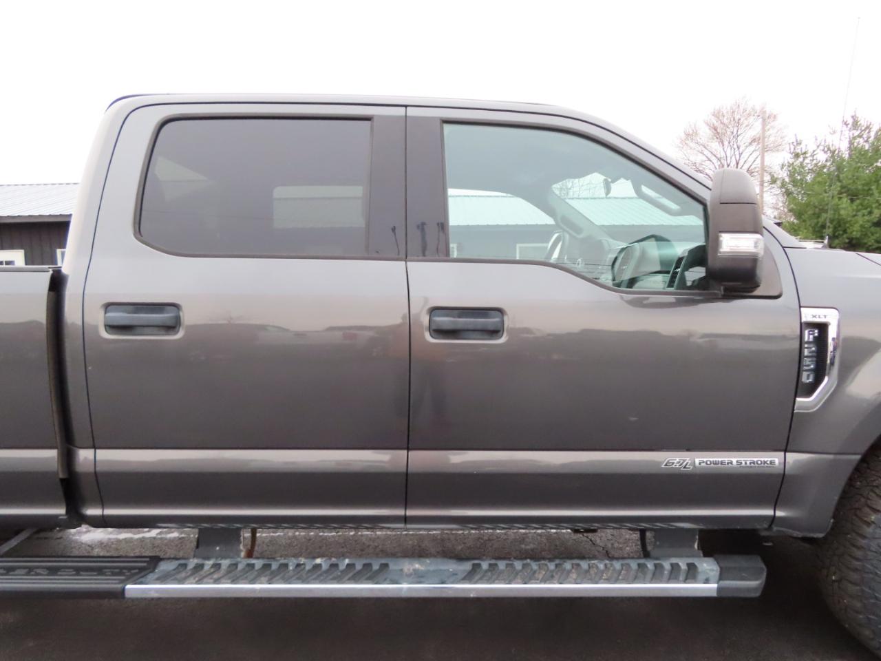 Ford Super Duty F-250 SRW XLT 4WD Crew Cab 8' Box 2019