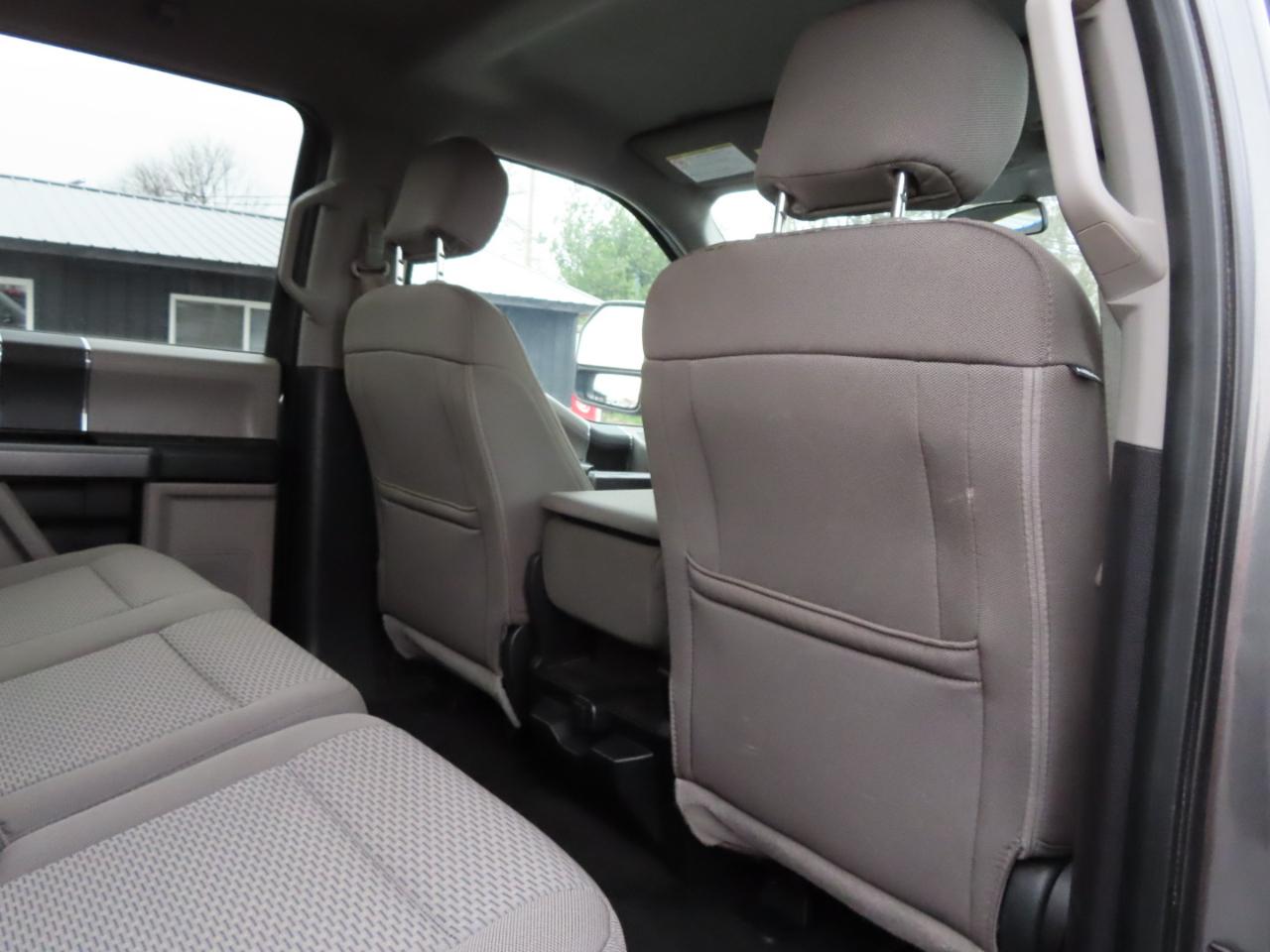 Ford Super Duty F-250 SRW XLT 4WD Crew Cab 8' Box 2019