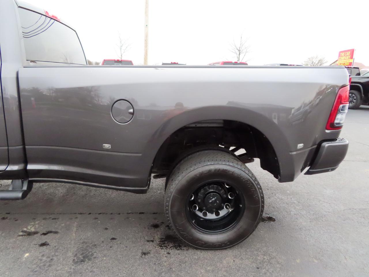 RAM 3500 Big Horn 4x4 Crew Cab 8' Box 2024