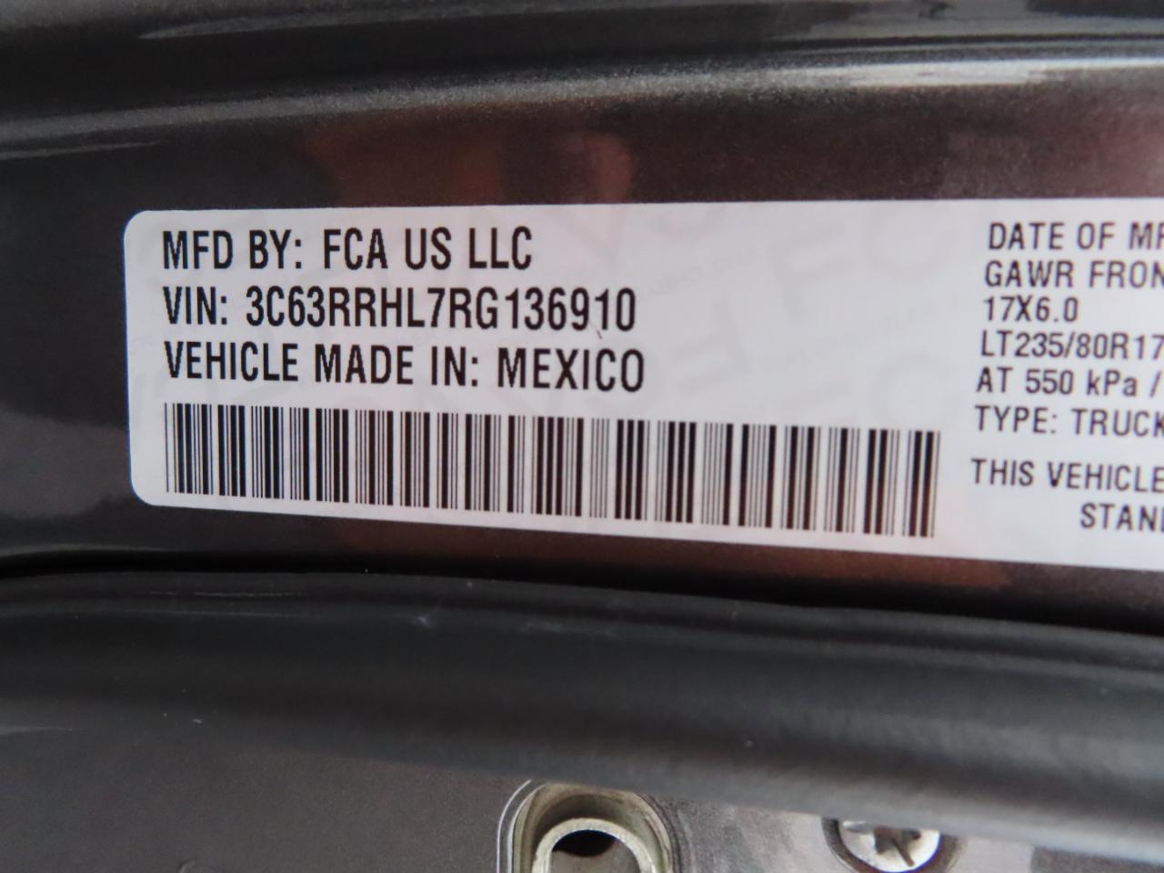 RAM 3500 Big Horn 4x4 Crew Cab 8' Box 2024