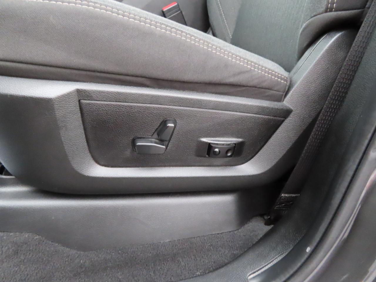 RAM 3500 Big Horn 4x4 Crew Cab 8' Box 2024