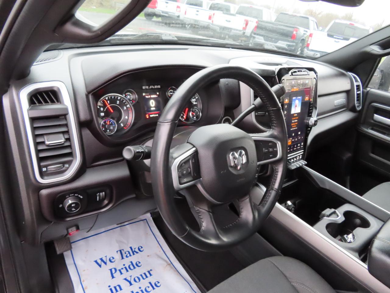 RAM 3500 Big Horn 4x4 Crew Cab 8' Box 2024