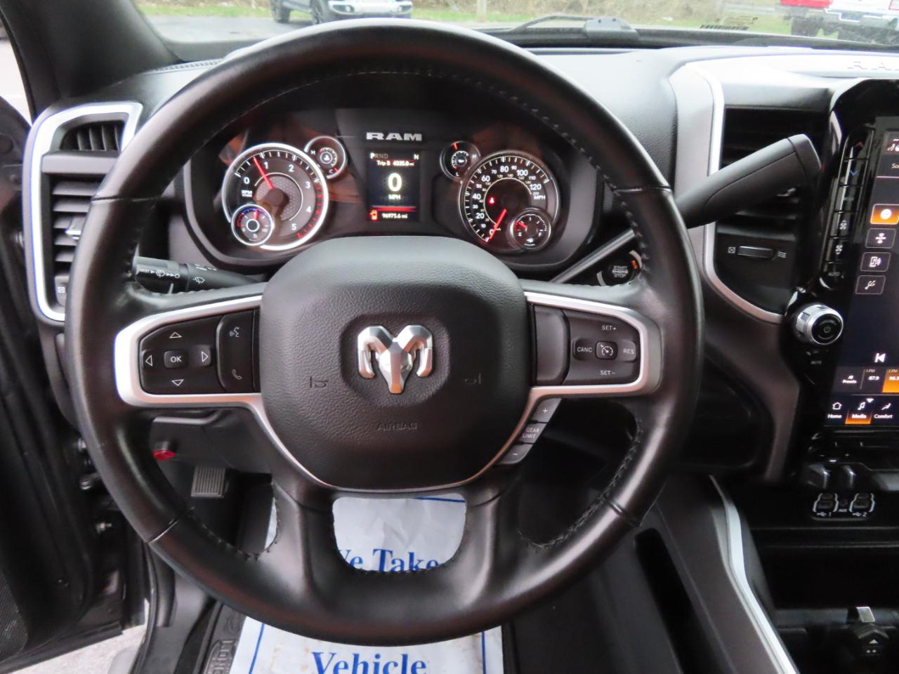 RAM 3500 Big Horn 4x4 Crew Cab 8' Box 2024