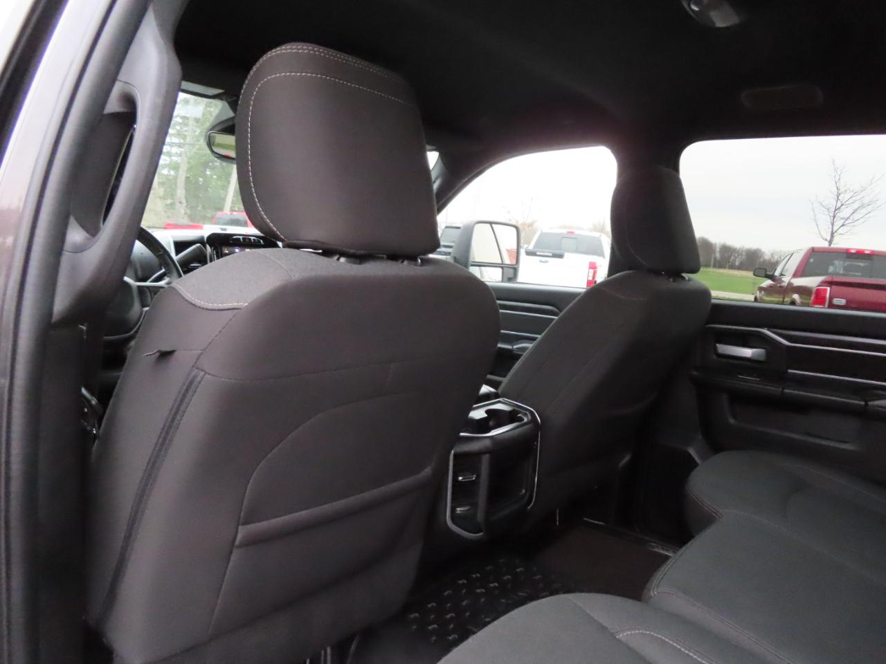 RAM 3500 Big Horn 4x4 Crew Cab 8' Box 2024