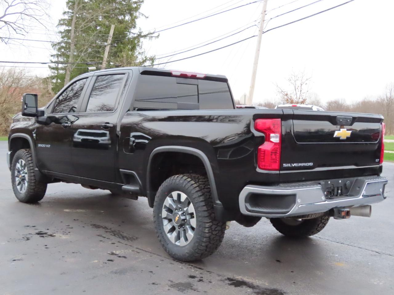 Chevrolet Silverado 3500HD 4WD Crew Cab 159" LT 2024