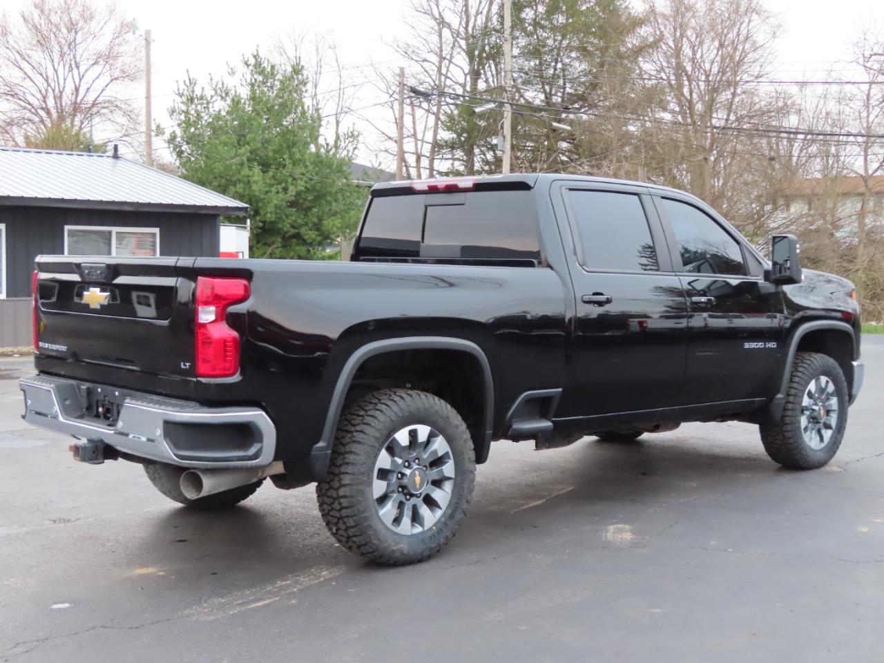 Chevrolet Silverado 3500HD 4WD Crew Cab 159" LT 2024