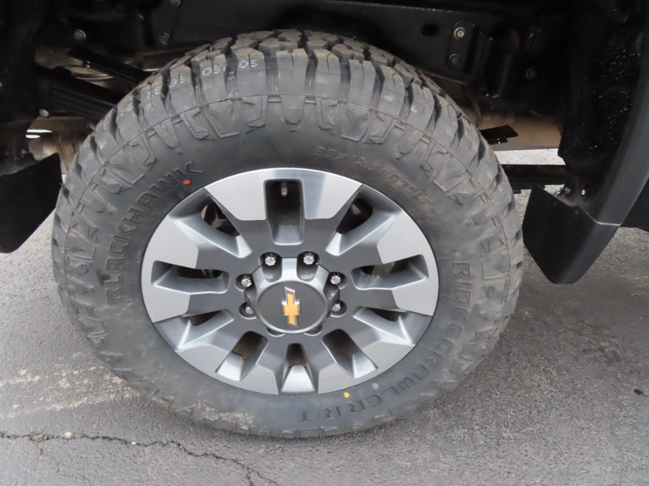 Chevrolet Silverado 3500HD 4WD Crew Cab 159" LT 2024