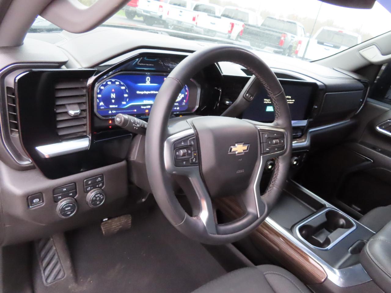 Chevrolet Silverado 3500HD 4WD Crew Cab 159" LT 2024