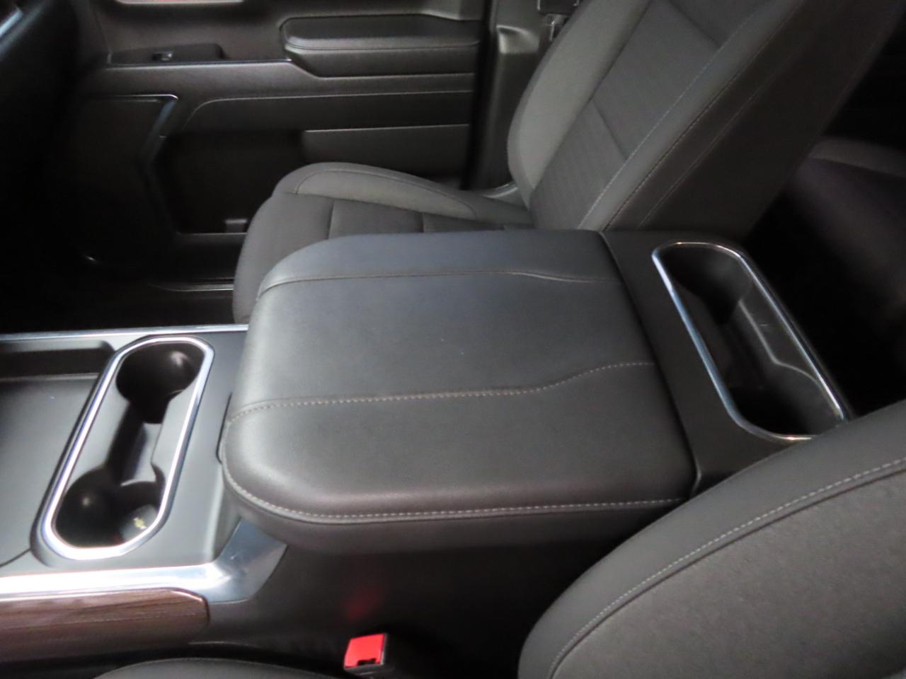 Chevrolet Silverado 3500HD 4WD Crew Cab 159" LT 2024