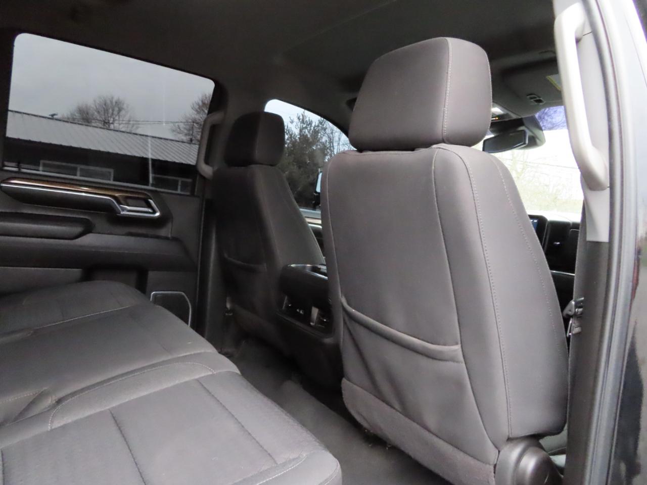 Chevrolet Silverado 3500HD 4WD Crew Cab 159" LT 2024