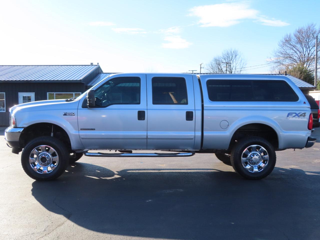 Ford Super Duty F-250 Crew Cab 156" XLT 4WD 2001