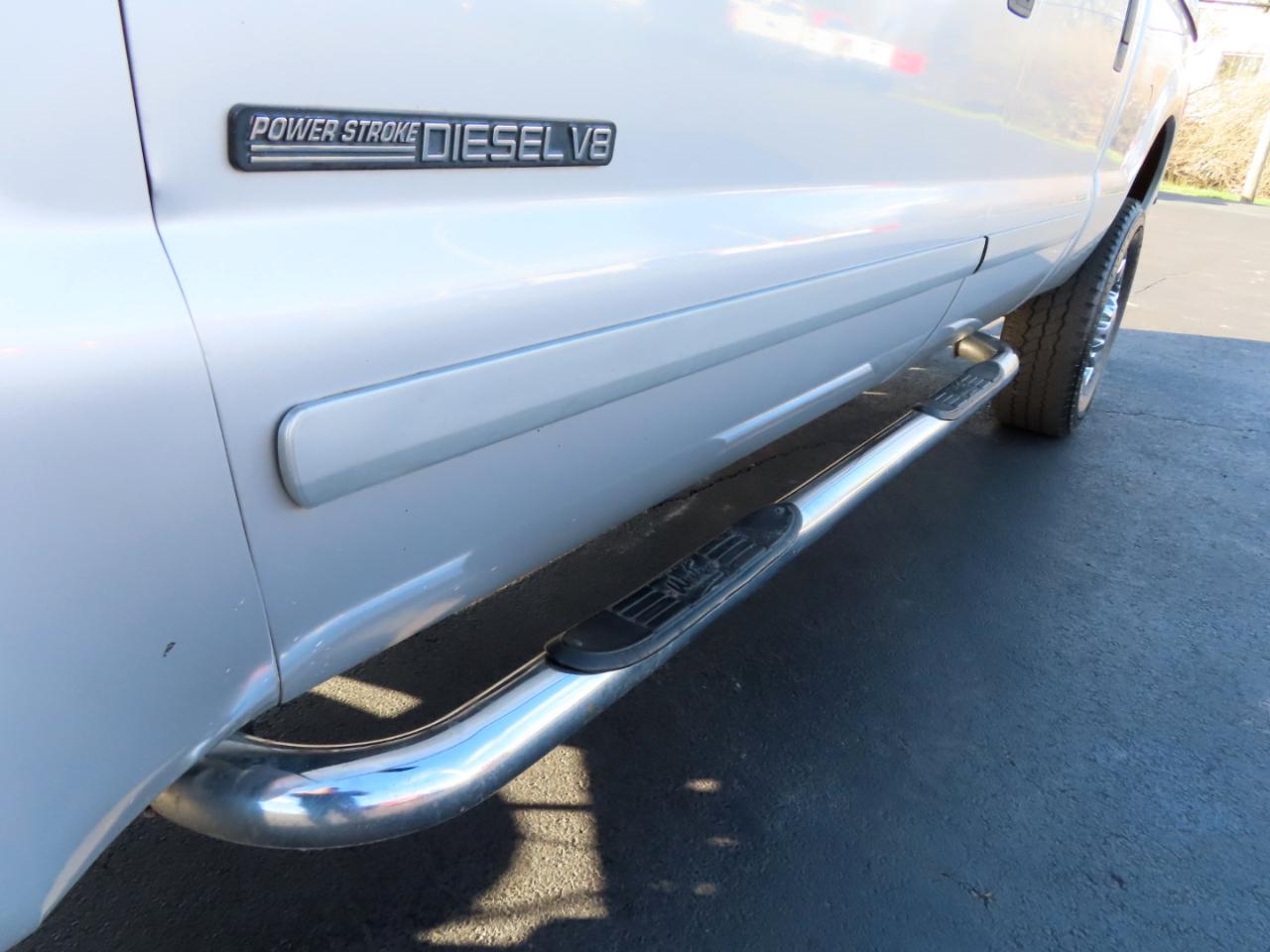 Ford Super Duty F-250 Crew Cab 156" XLT 4WD 2001