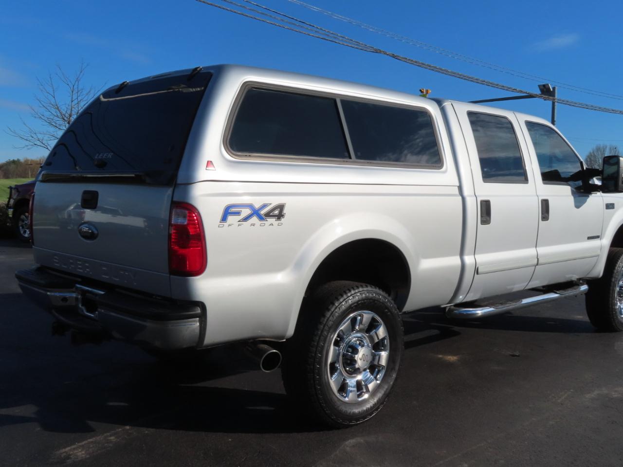 Ford Super Duty F-250 Crew Cab 156" XLT 4WD 2001
