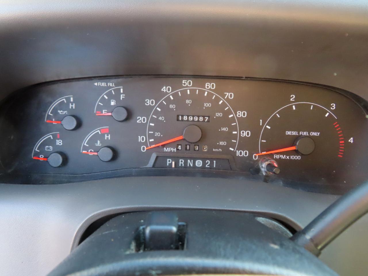 Ford Super Duty F-250 Crew Cab 156" XLT 4WD 2001