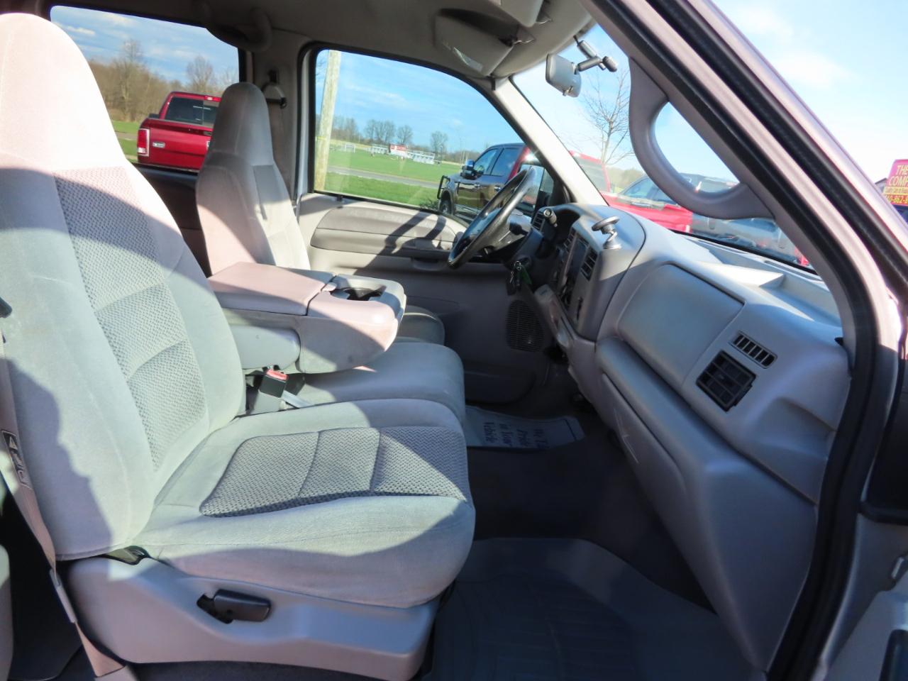 Ford Super Duty F-250 Crew Cab 156" XLT 4WD 2001