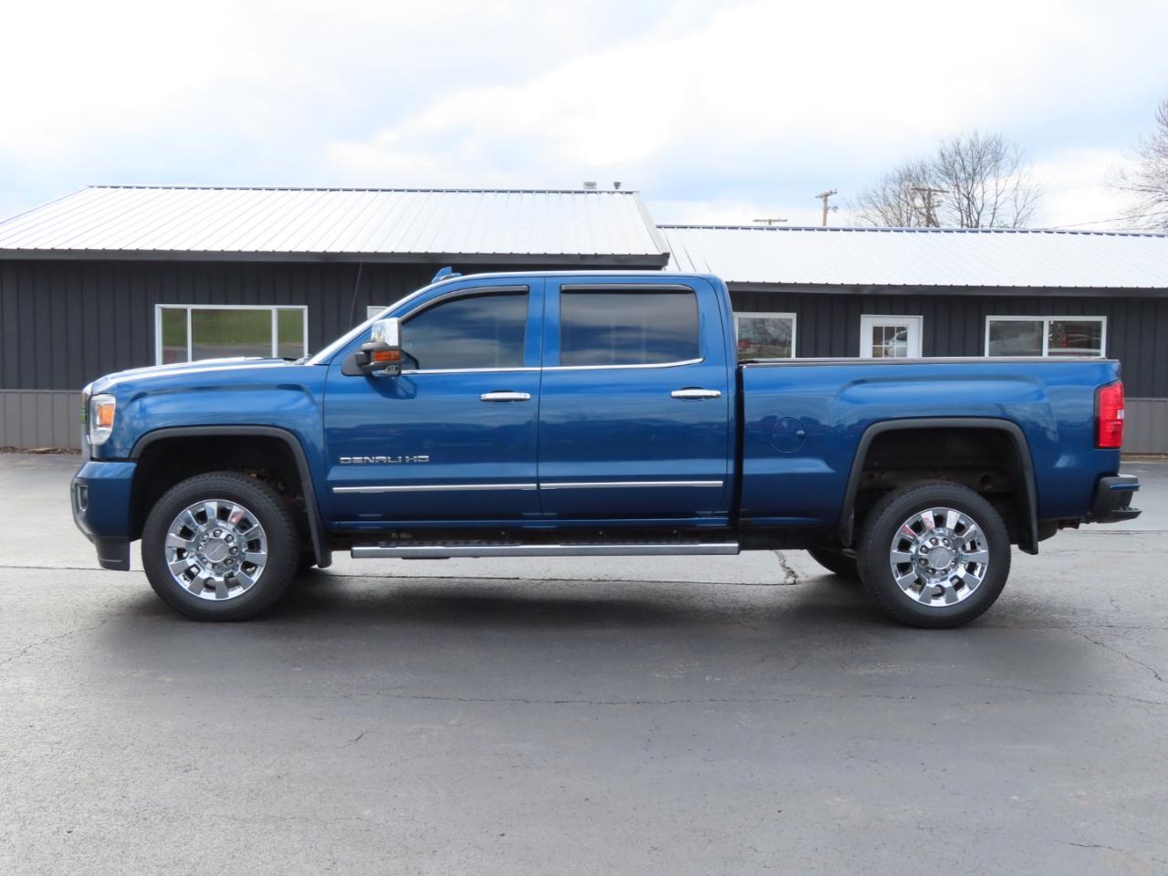 GMC Sierra 2500HD 4WD Crew Cab 153.7" Denali 2016