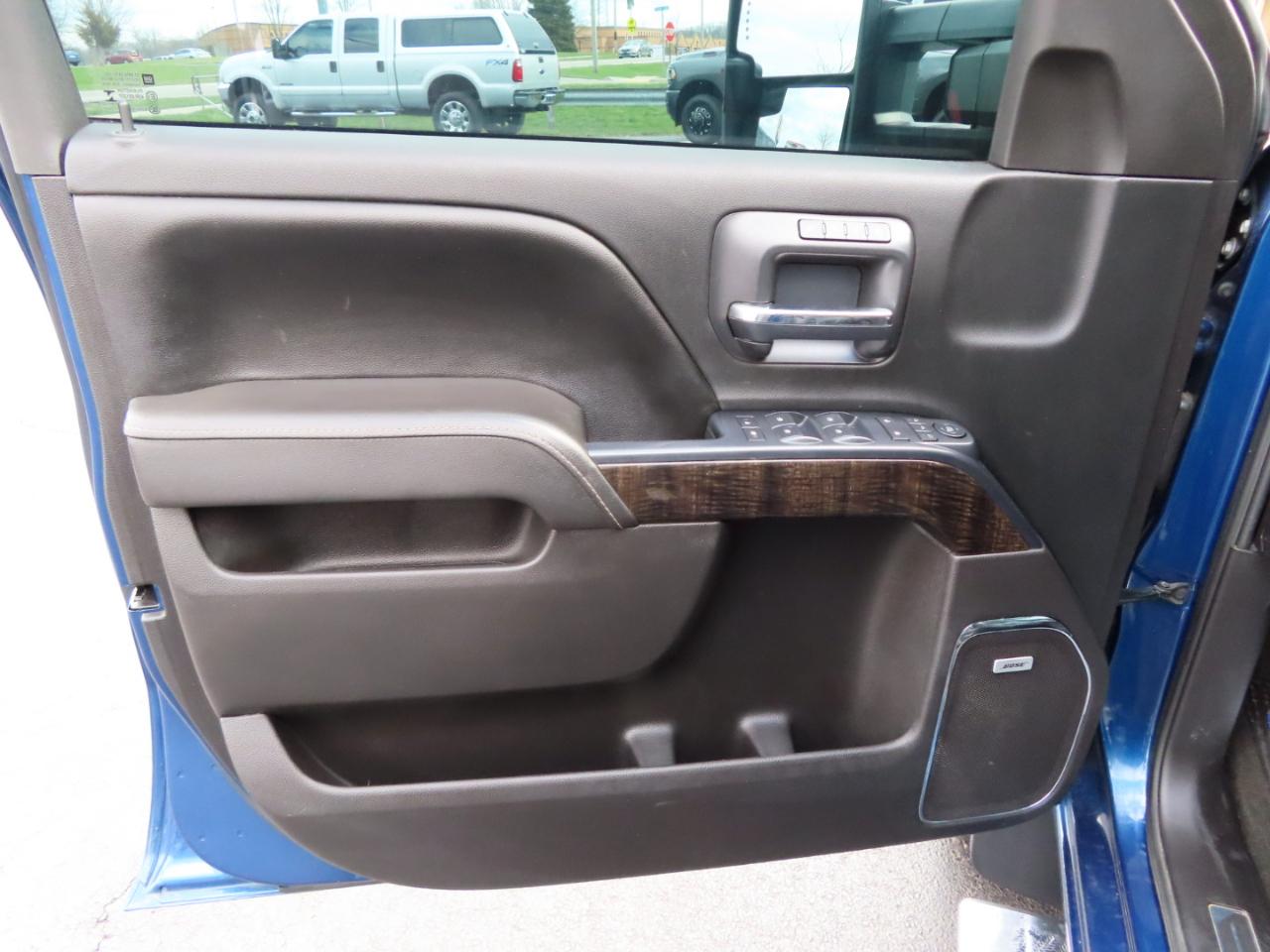 GMC Sierra 2500HD 4WD Crew Cab 153.7" Denali 2016