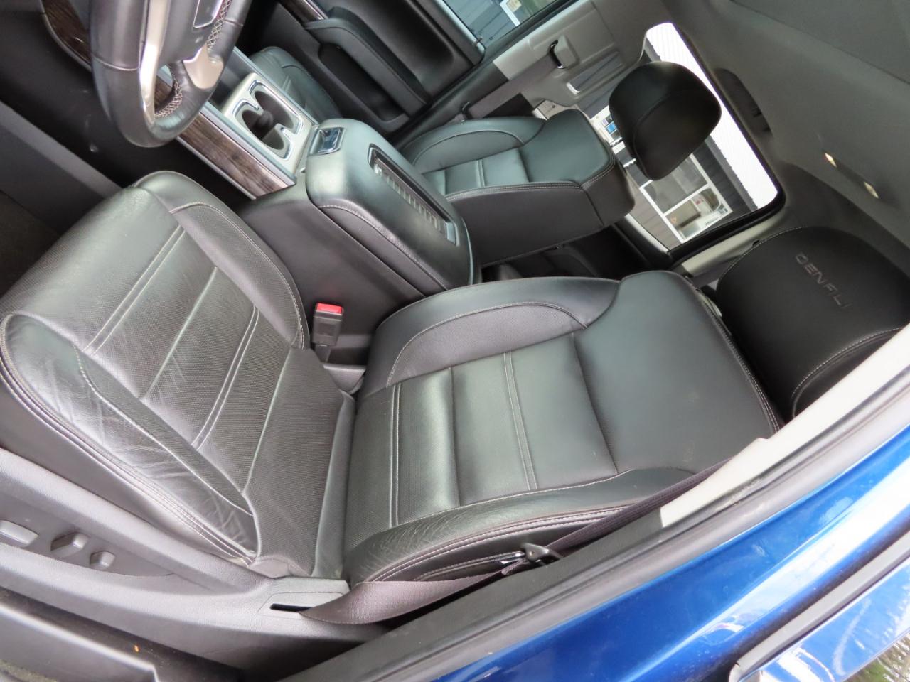 GMC Sierra 2500HD 4WD Crew Cab 153.7" Denali 2016