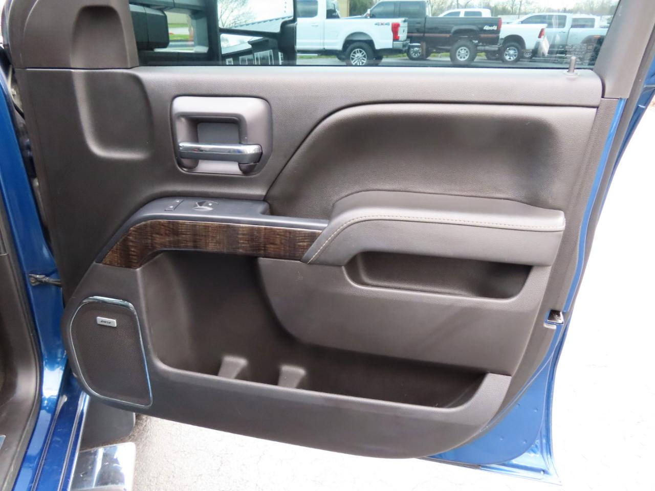 GMC Sierra 2500HD 4WD Crew Cab 153.7" Denali 2016