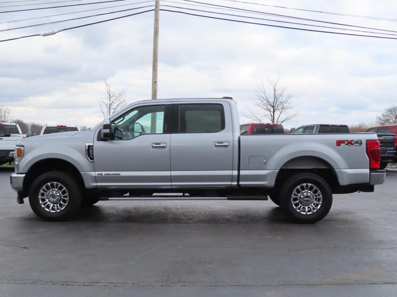 Ford Super Duty F-250 SRW XLT 4WD Crew Cab 6.75' Box 2021