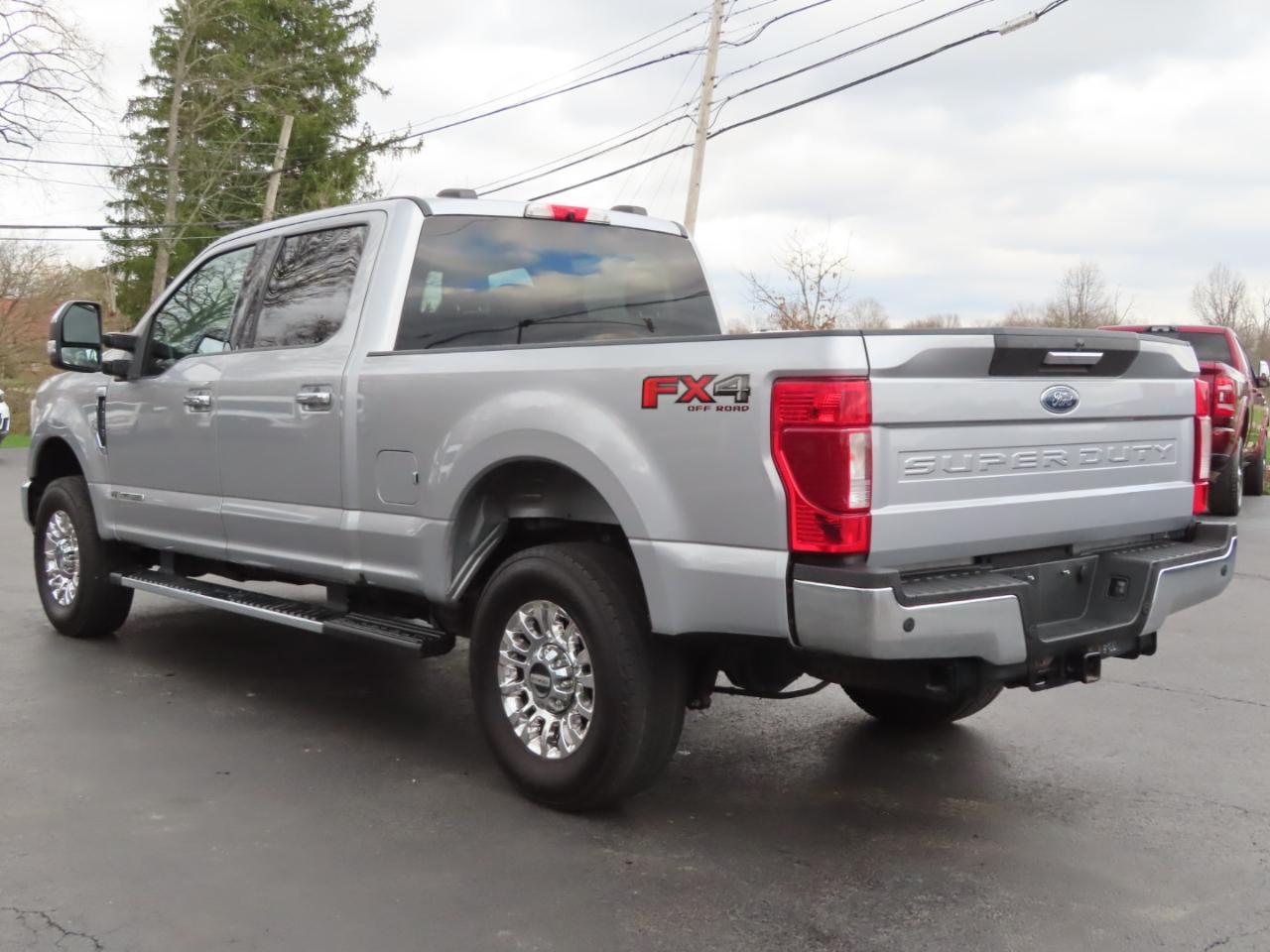 Ford Super Duty F-250 SRW XLT 4WD Crew Cab 6.75' Box 2021
