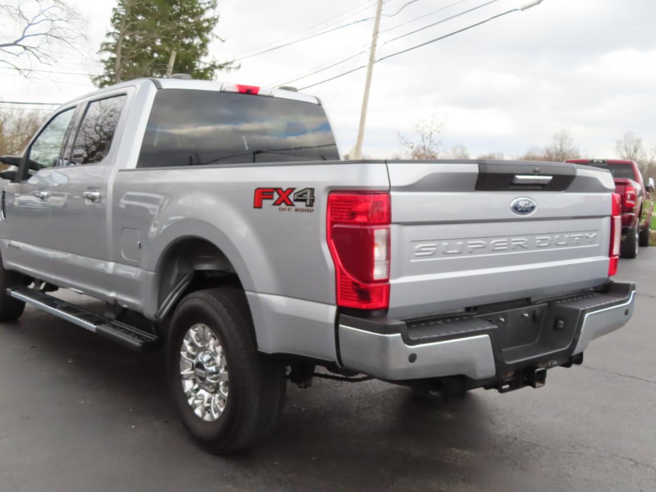 Ford Super Duty F-250 SRW XLT 4WD Crew Cab 6.75' Box 2021