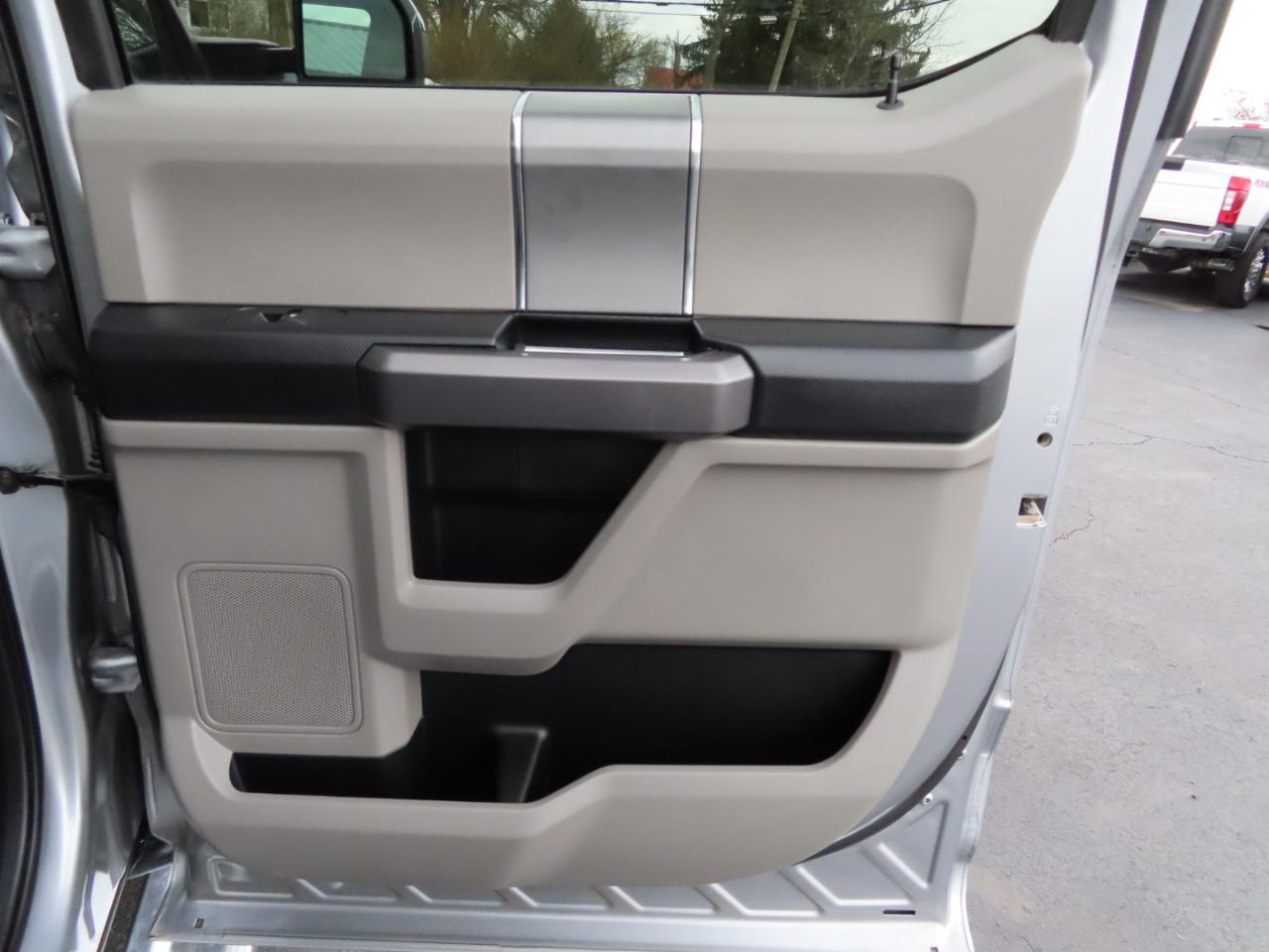 Ford Super Duty F-250 SRW XLT 4WD Crew Cab 6.75' Box 2021