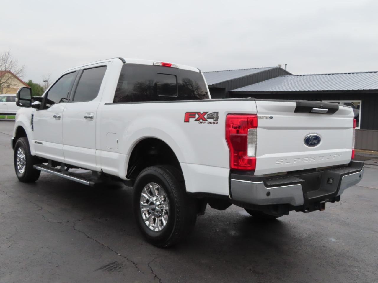 Ford Super Duty F-250 SRW XLT 4WD Crew Cab 6.75' Box 2018