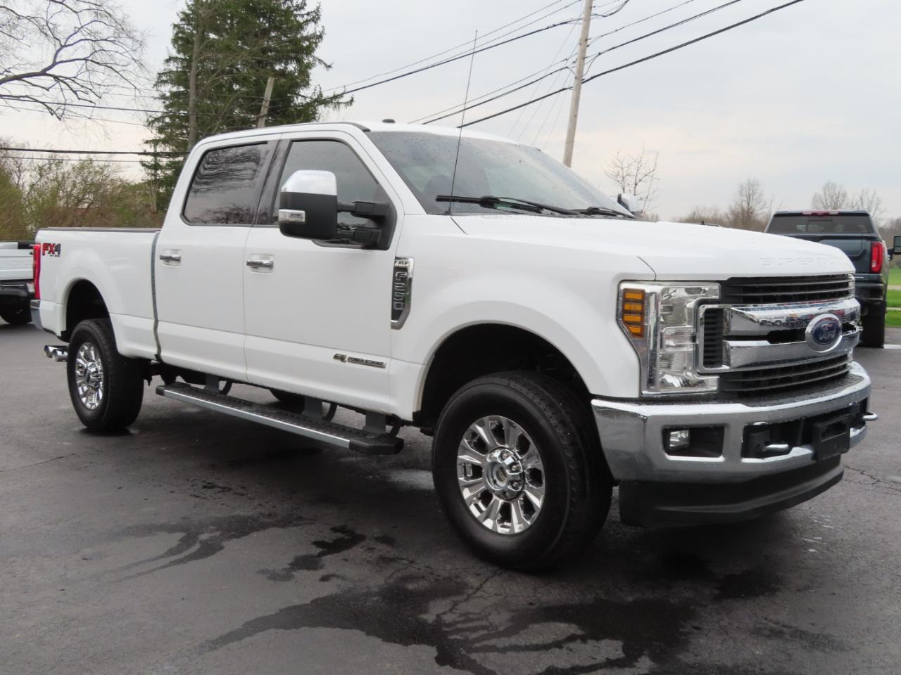 Ford Super Duty F-250 SRW XLT 4WD Crew Cab 6.75' Box 2018