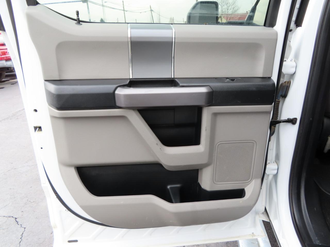 Ford Super Duty F-250 SRW XLT 4WD Crew Cab 6.75' Box 2018