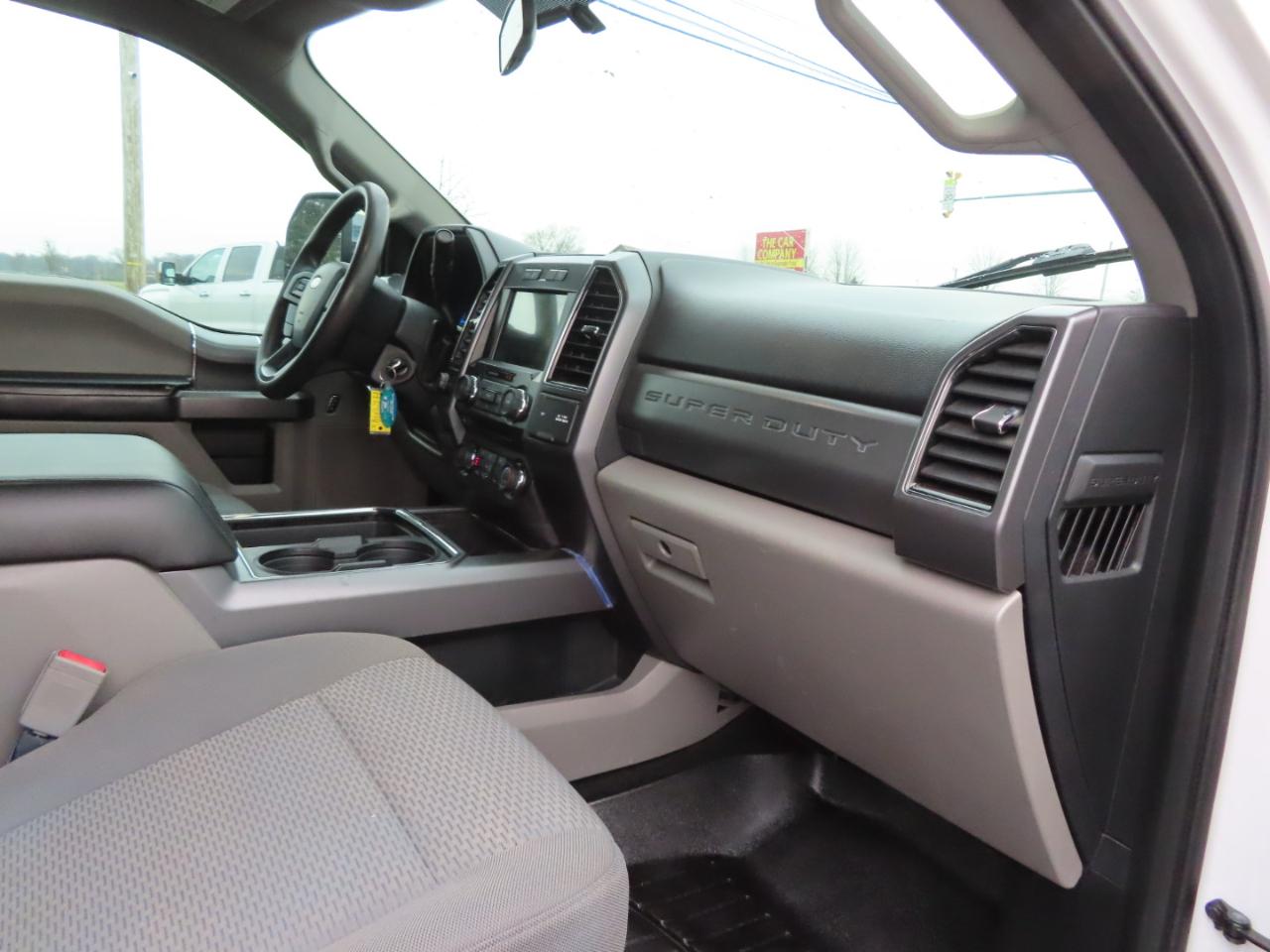 Ford Super Duty F-250 SRW XLT 4WD Crew Cab 6.75' Box 2018