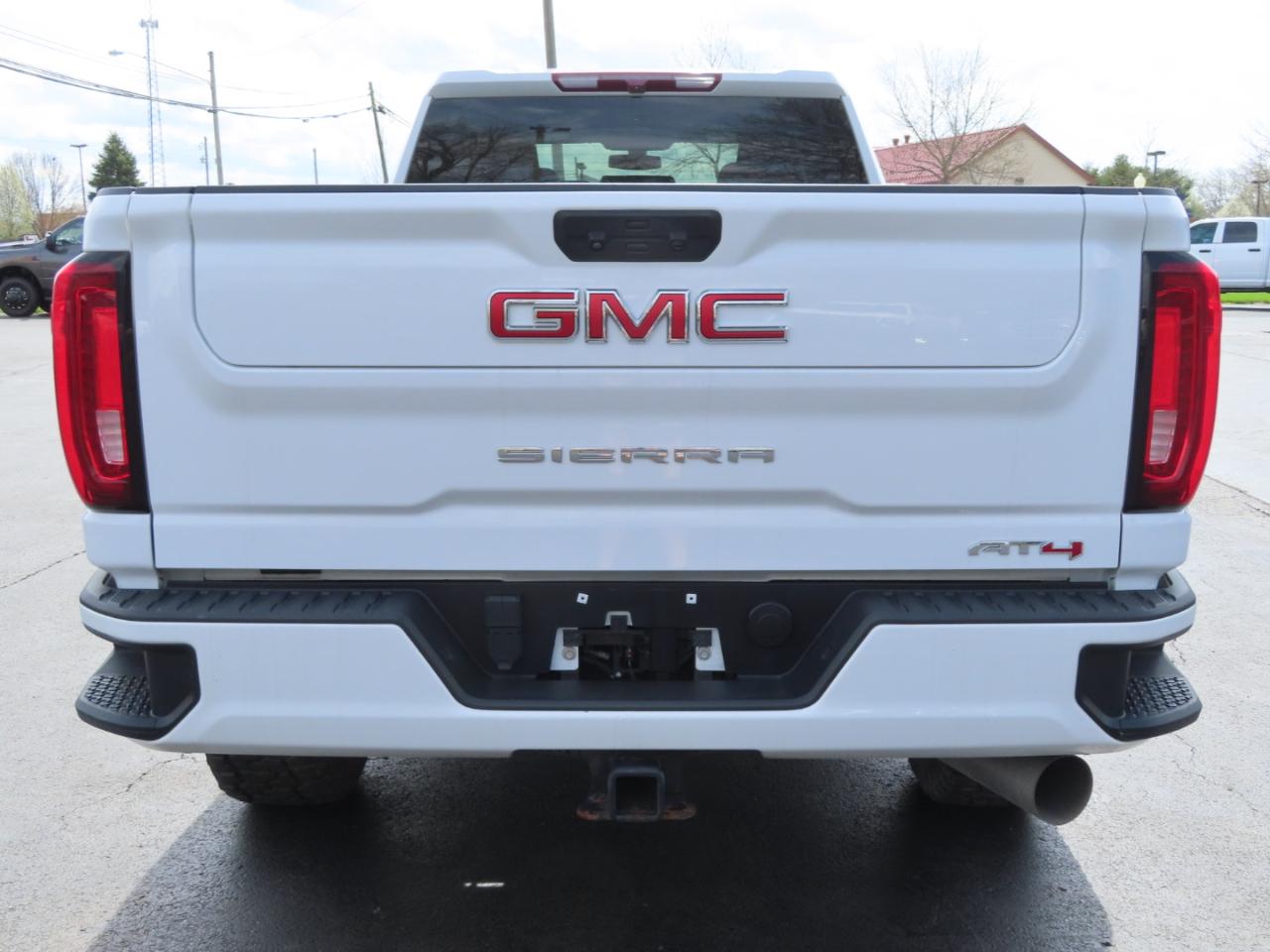 GMC Sierra 2500HD 4WD Crew Cab 172" AT4 2022