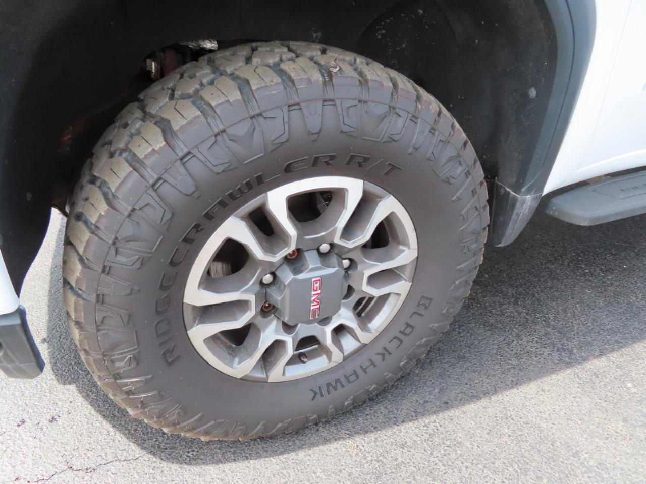 GMC Sierra 2500HD 4WD Crew Cab 172" AT4 2022