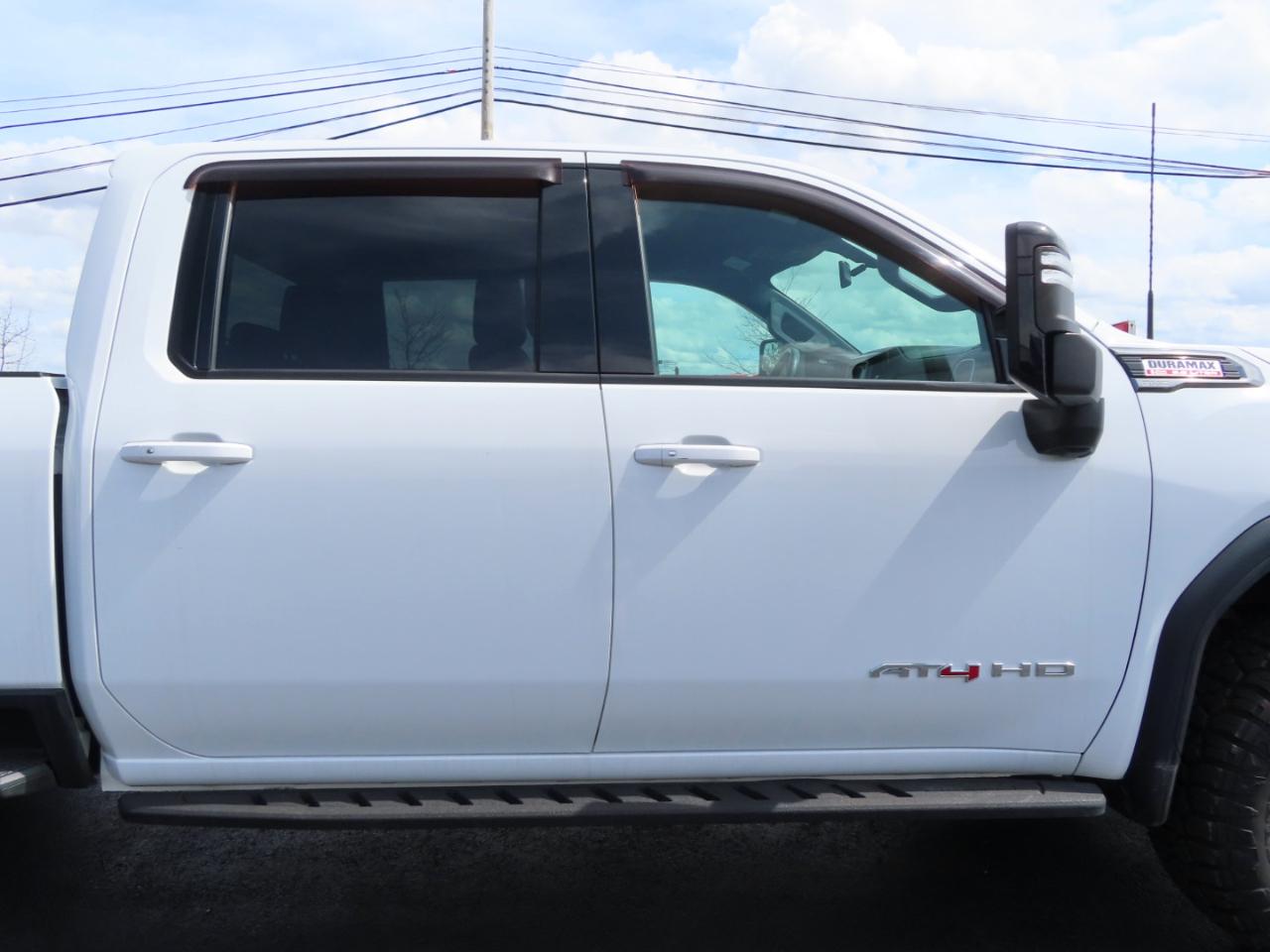 GMC Sierra 2500HD 4WD Crew Cab 172" AT4 2022