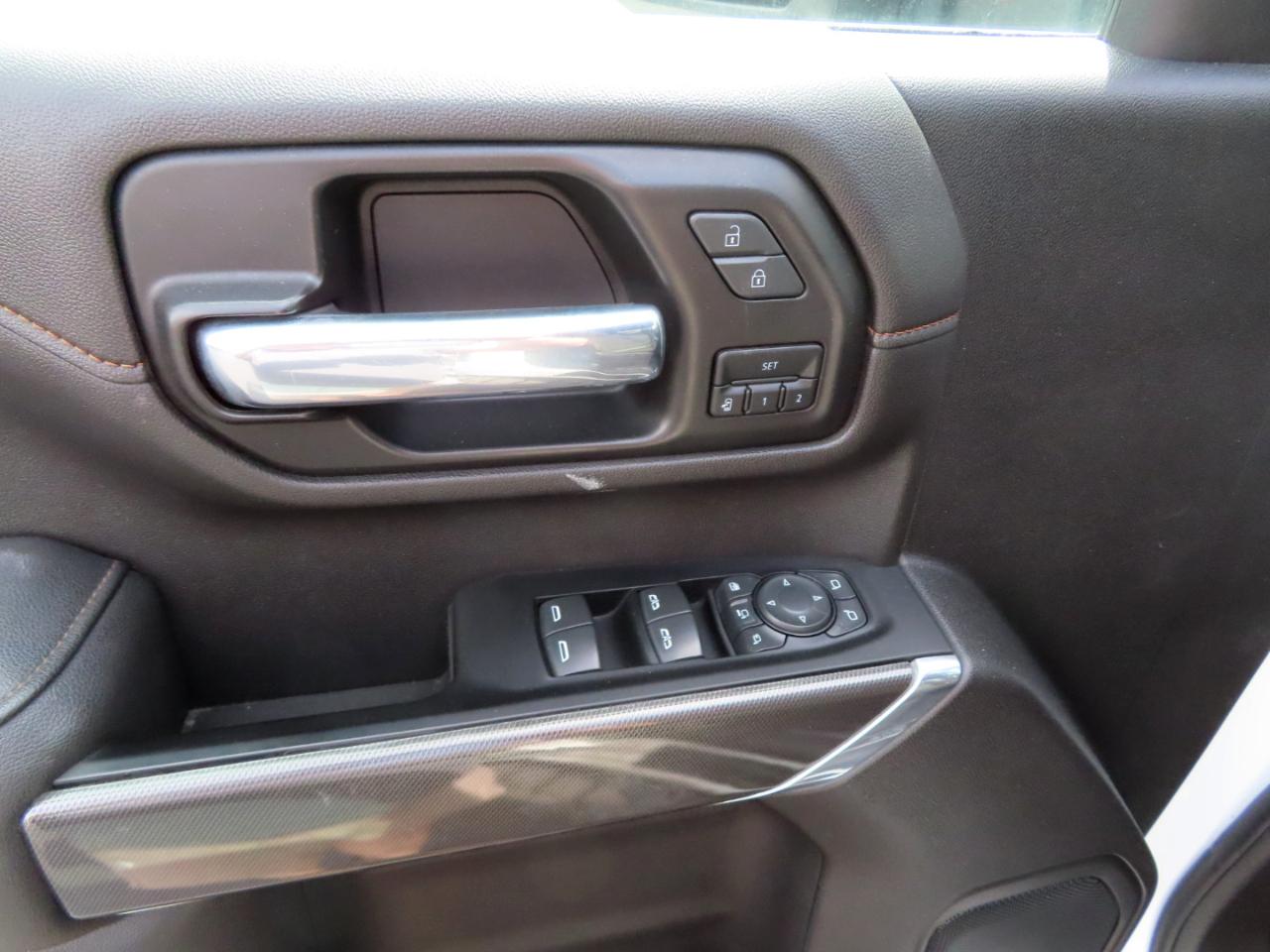 GMC Sierra 2500HD 4WD Crew Cab 172" AT4 2022