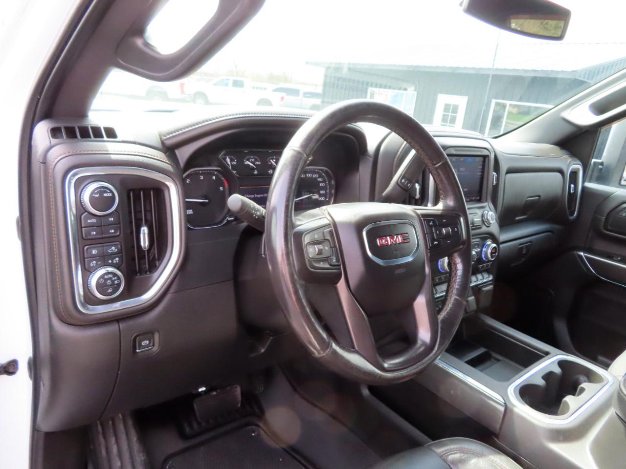 GMC Sierra 2500HD 4WD Crew Cab 172" AT4 2022