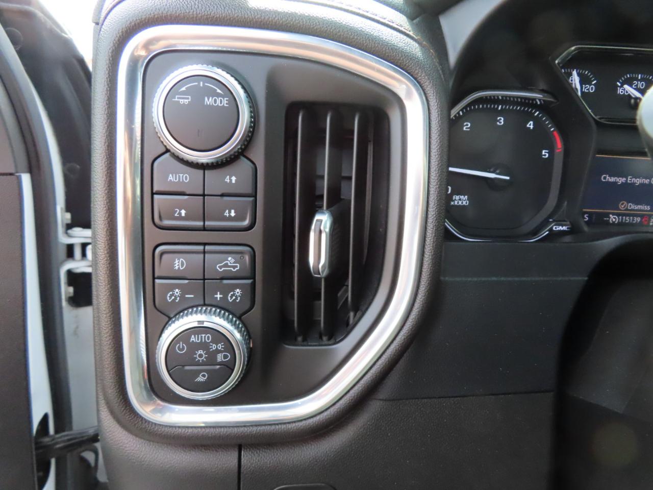 GMC Sierra 2500HD 4WD Crew Cab 172" AT4 2022