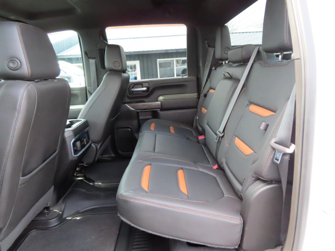 GMC Sierra 2500HD 4WD Crew Cab 172" AT4 2022