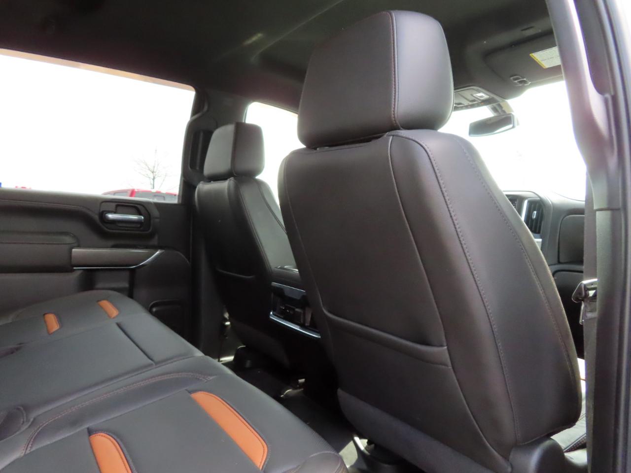 GMC Sierra 2500HD 4WD Crew Cab 172" AT4 2022