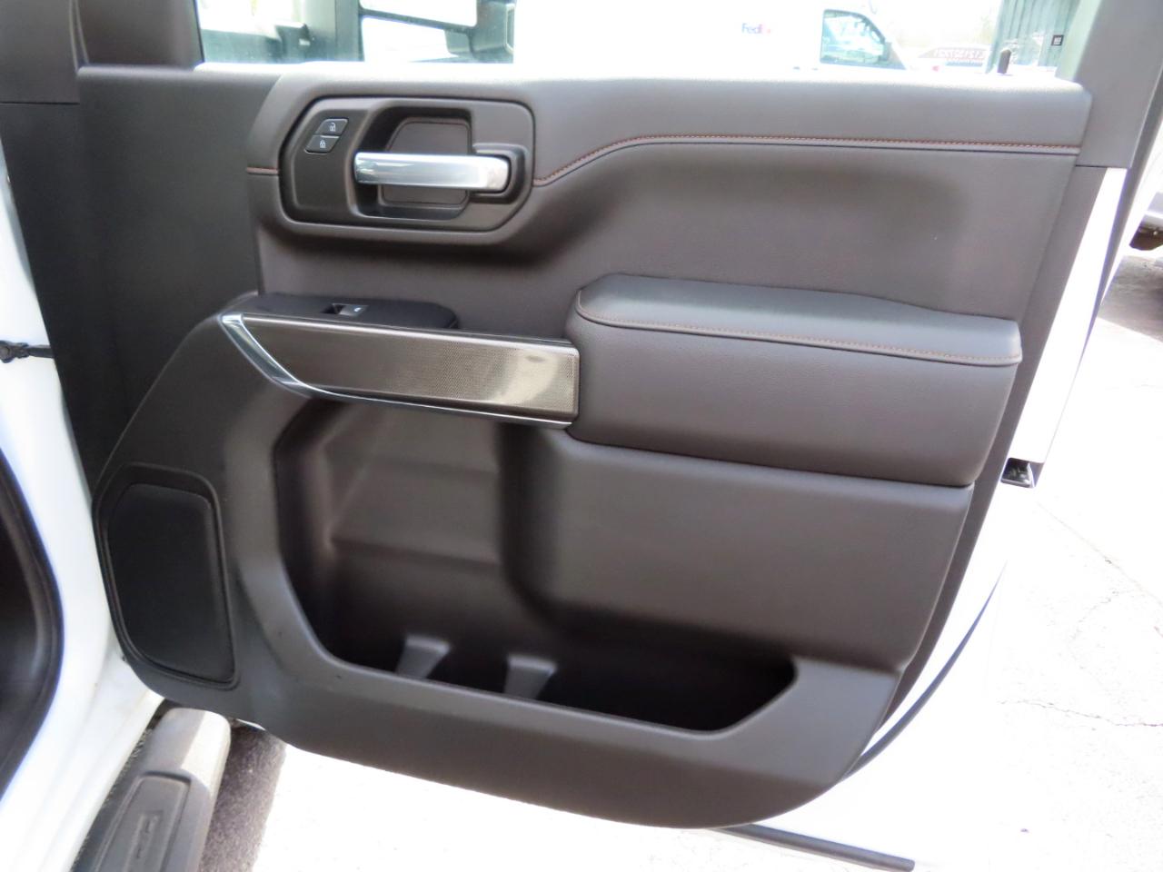 GMC Sierra 2500HD 4WD Crew Cab 172" AT4 2022