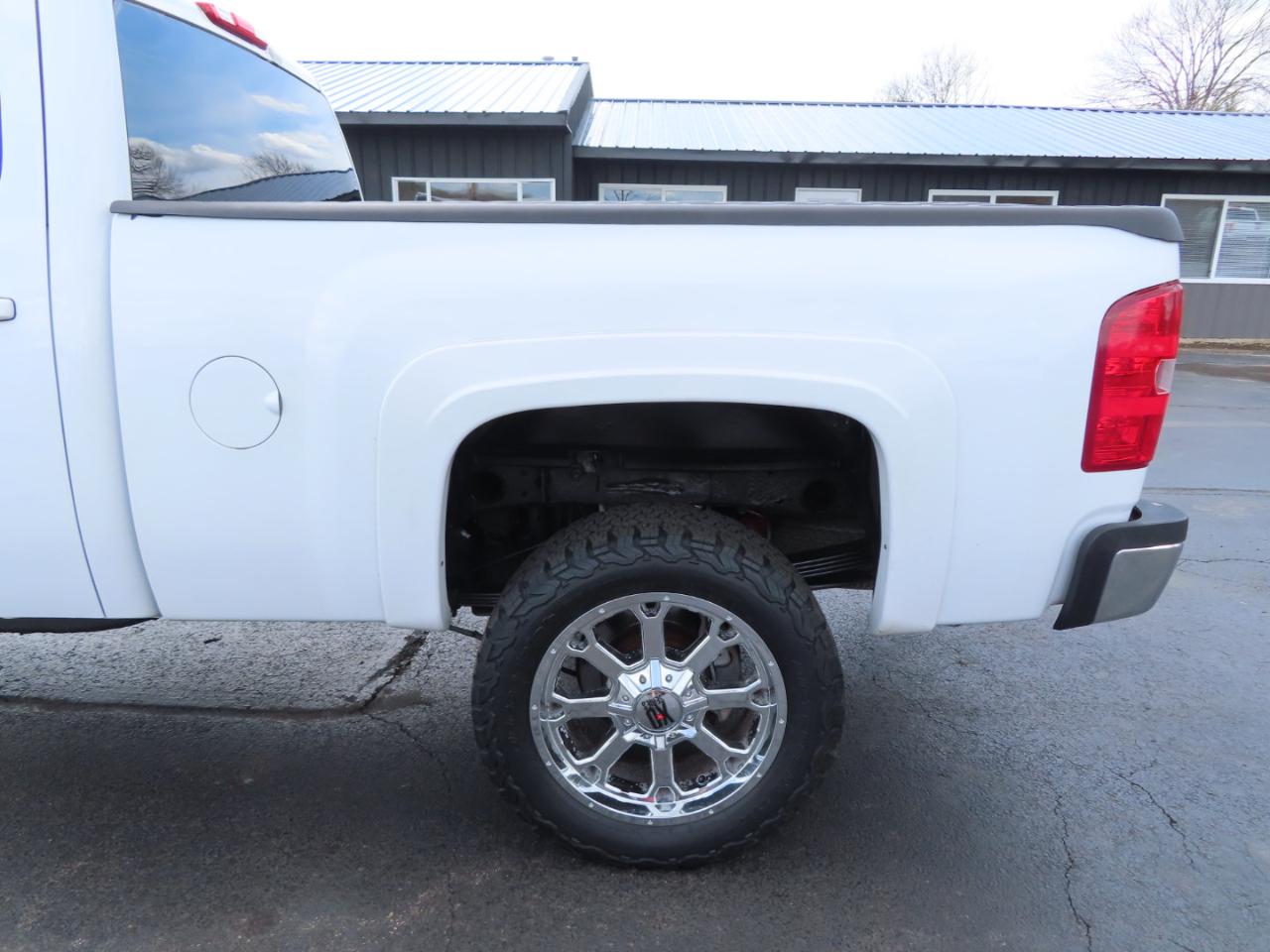Chevrolet Silverado 2500HD 4WD Crew Cab 153.7" LTZ 2013