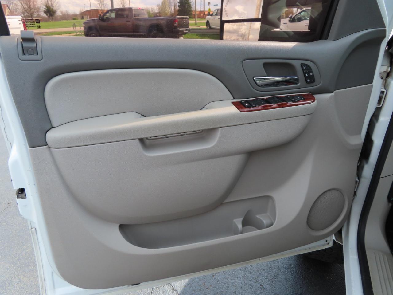 Chevrolet Silverado 2500HD 4WD Crew Cab 153.7" LTZ 2013