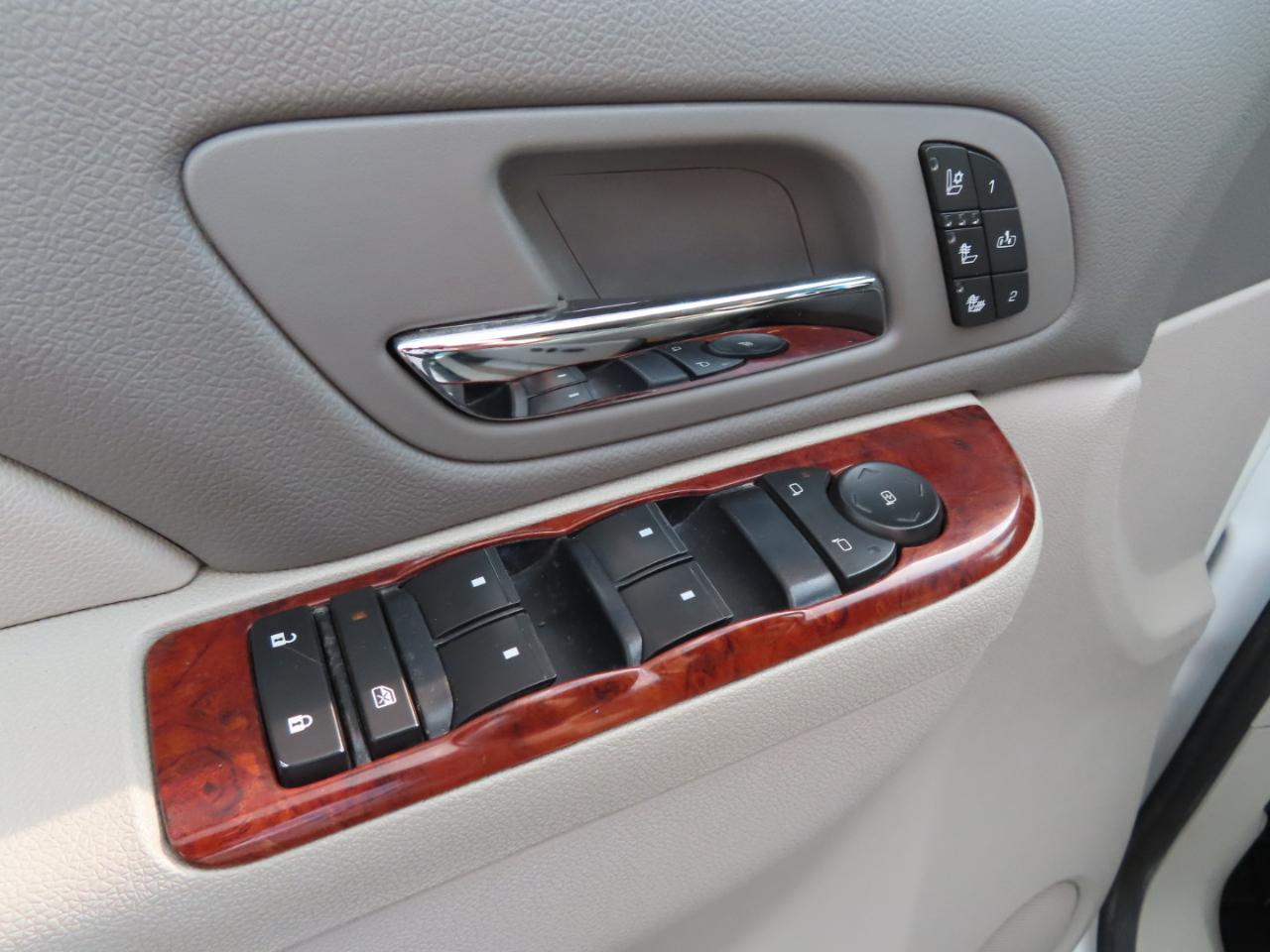 Chevrolet Silverado 2500HD 4WD Crew Cab 153.7" LTZ 2013